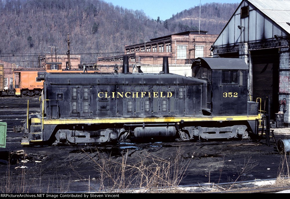 Clinchfield SW7 CRR #352